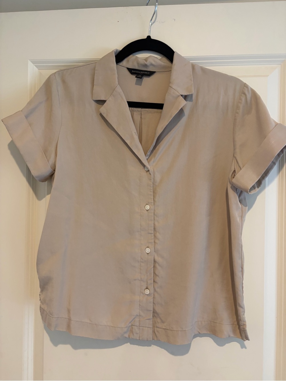 Banana Republic Beige Short Sleeve Button-Up Top